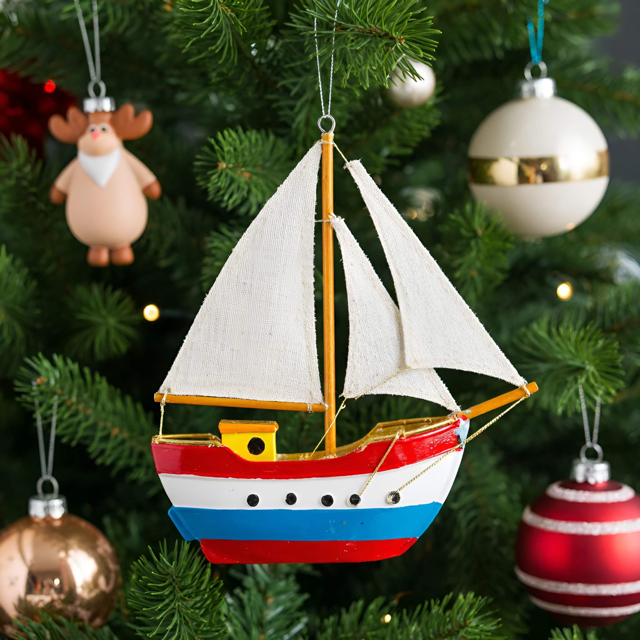 Поздравляем с наступающим Новым 2026 годом!